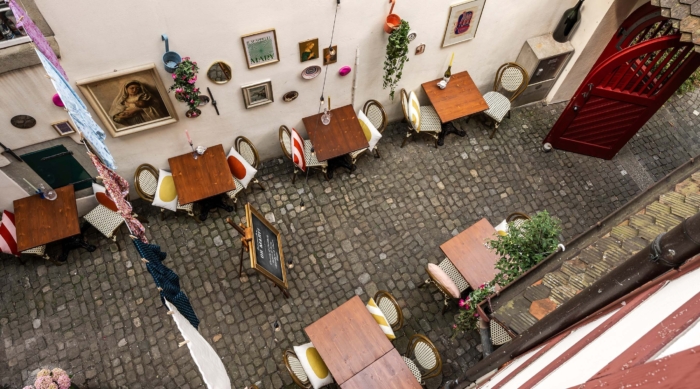 Oh mary hotel rebstock luzern 05